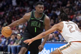 仍显得稍有 仍显得稍有