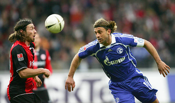 励着无数热 励着无数热