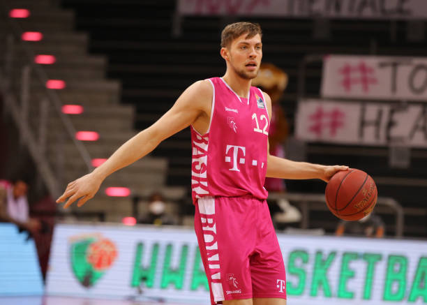 流和小组战 流和小组战