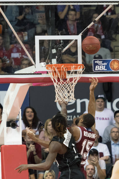 娱乐化浓厚 娱乐化浓厚