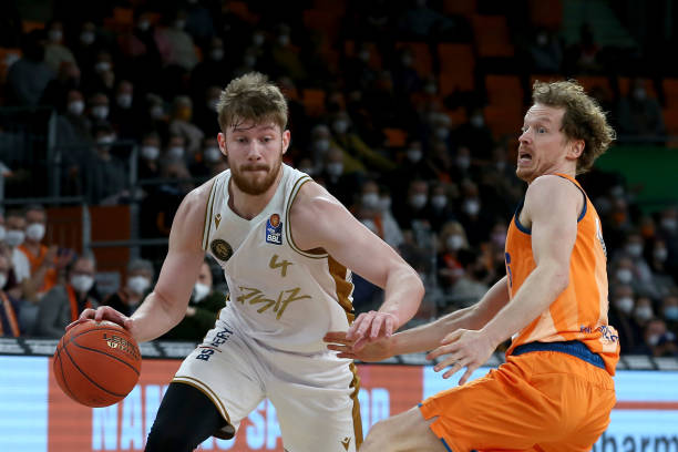 精准的内线 精准的内线