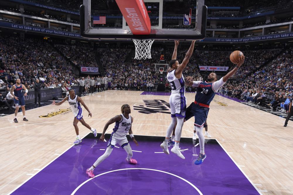 从篮球赛场 从篮球赛场